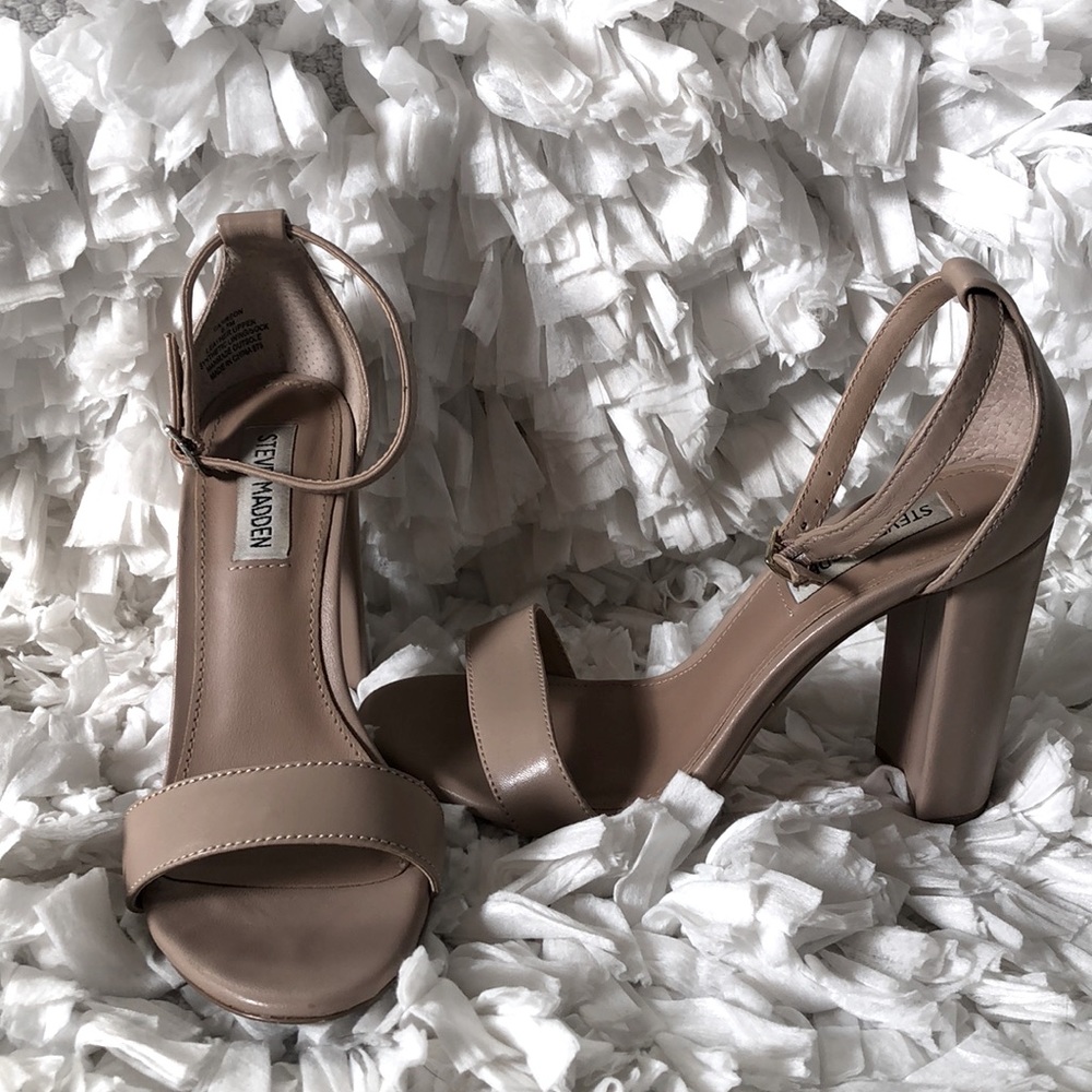 Steve Madden Ankle Strap Block Heels 6.5 Nude